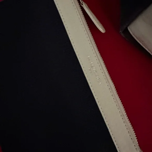 Balenciaga Small Navy Cabas Tote. - Picture 6 of 11